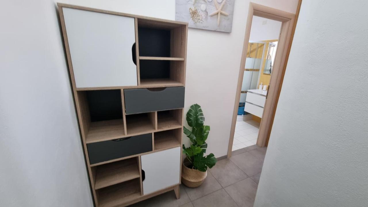 Appartamento Is Arutas Cabras Exterior photo