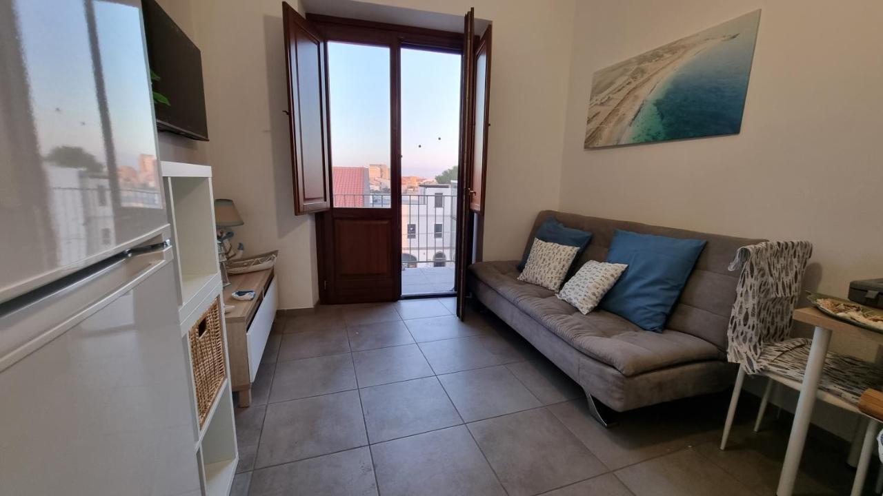 Appartamento Is Arutas Cabras Exterior photo